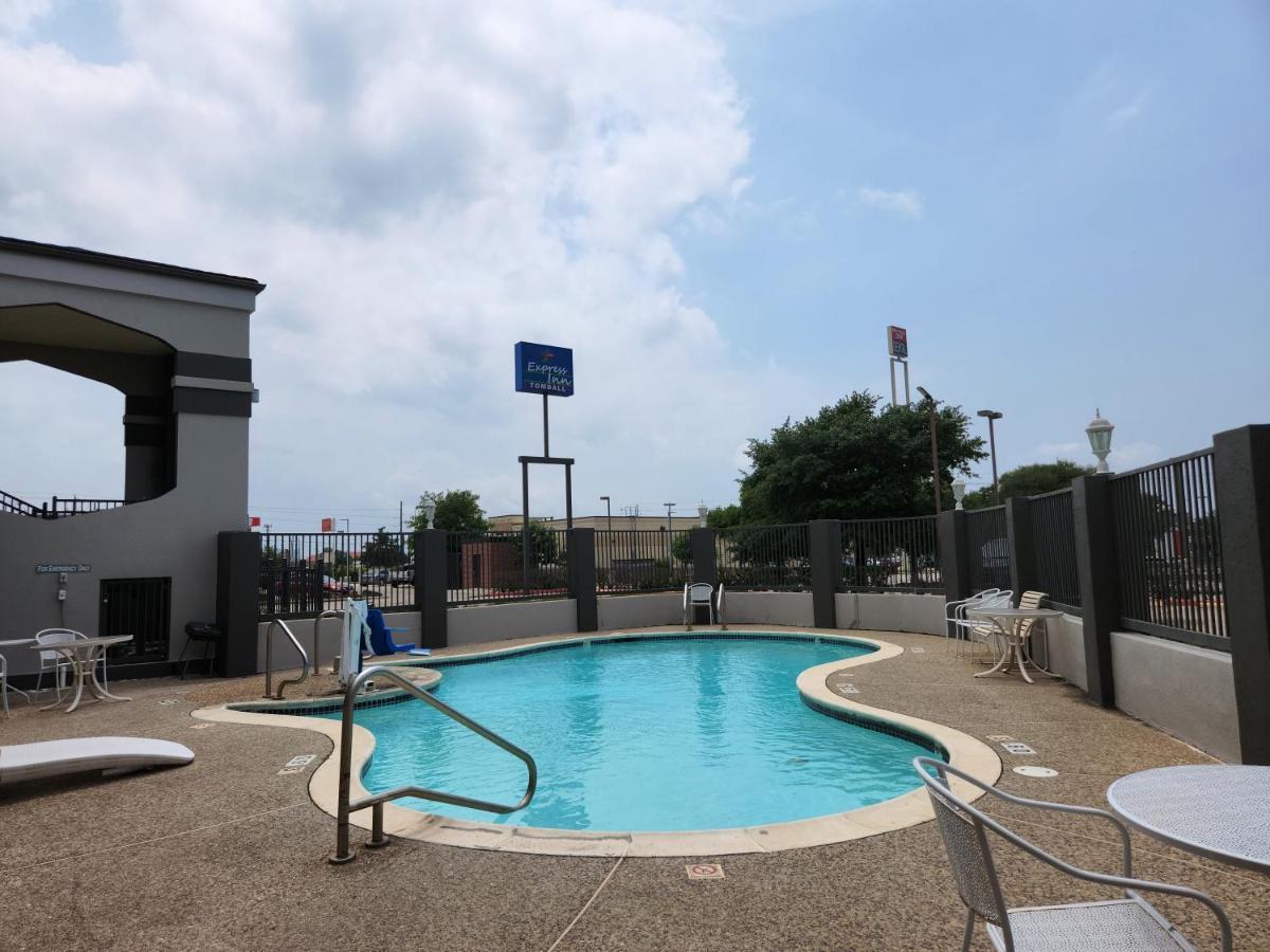 Express Inn Томбал Экстерьер фото